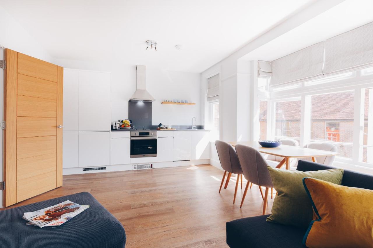 South Street Apartments 치체스터 외부 사진